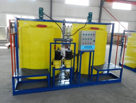 點(diǎn)擊查看詳細(xì)信息<br>標(biāo)題：加藥裝置 閱讀次數(shù)：4944