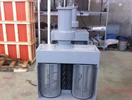 點(diǎn)擊查看詳細(xì)信息<br>標(biāo)題：粉碎性格柵除污機(jī) 閱讀次數(shù)：2481